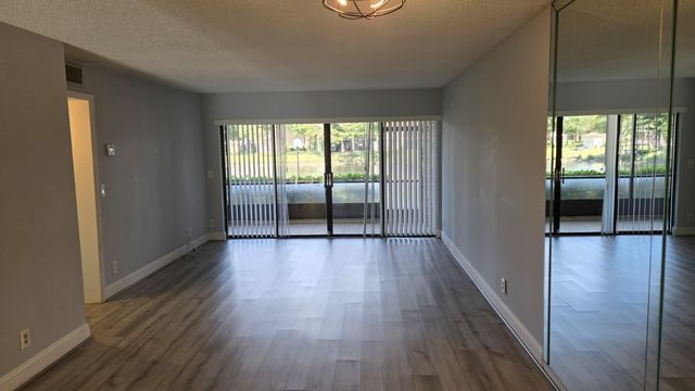 2051 SW 15th Street 211, Deerfield Beach, FL 33442