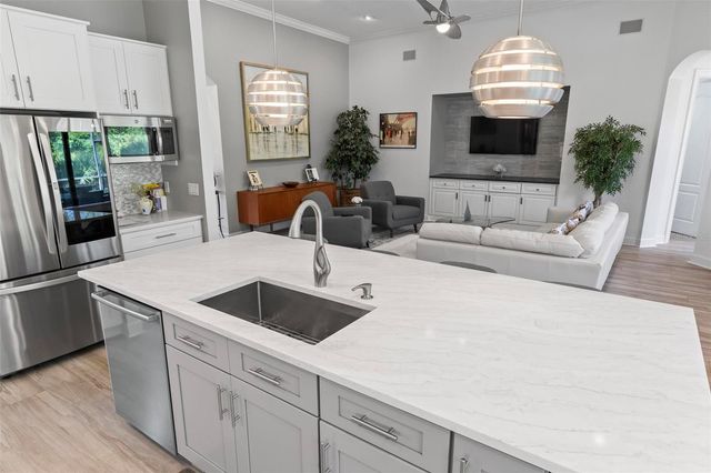 37 JASMINE DRIVE, Palm Coast, FL 32137