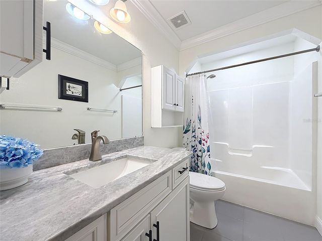 1 REDWOOD RUN COURT, Ocala, FL 34472