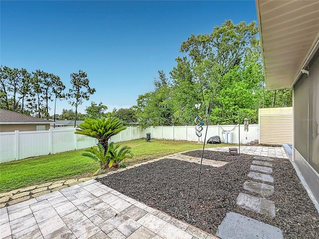 1 REDWOOD RUN COURT, Ocala, FL 34472