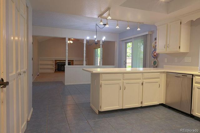 8401 E Long Avenue, Centennial, CO 80112