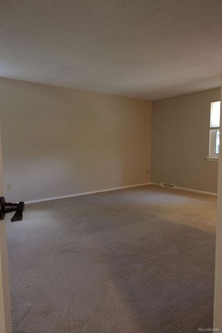 8401 E Long Avenue, Centennial, CO 80112