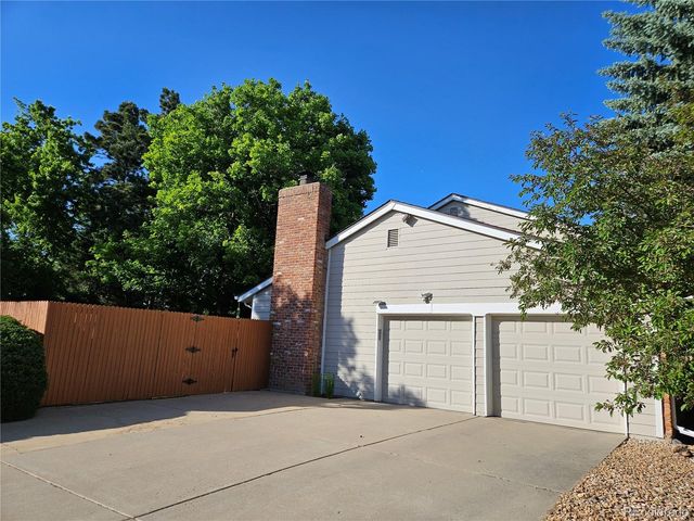 8401 E Long Avenue, Centennial, CO 80112