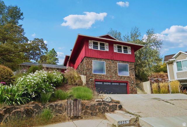 5625 S CRESTWOOD DR, South Ogden, UT 84405