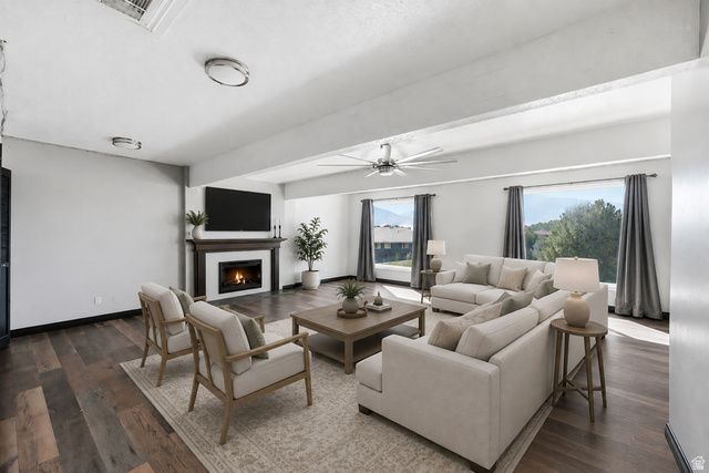 5625 S CRESTWOOD DR, South Ogden, UT 84405