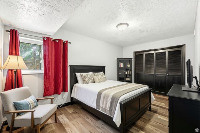 5625 S CRESTWOOD DR, South Ogden, UT 84405