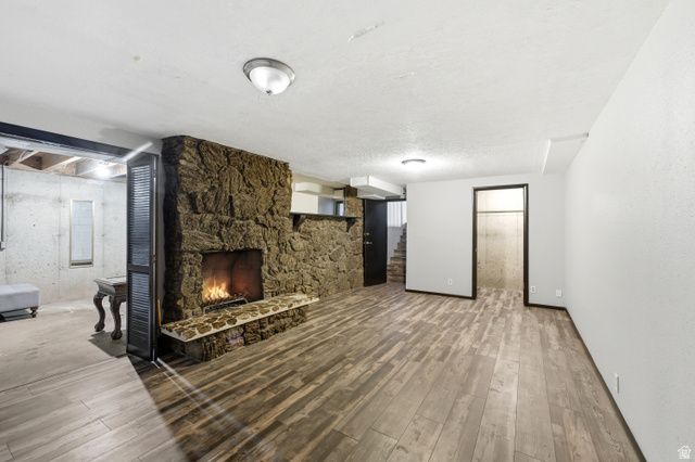 5625 S CRESTWOOD DR, South Ogden, UT 84405