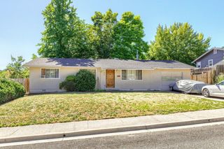 402 Placer Street, Rogue River, OR 97537