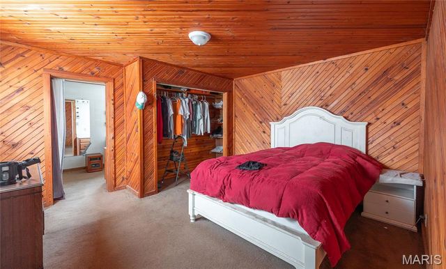 273 Highway 42, Iberia, MO 65459