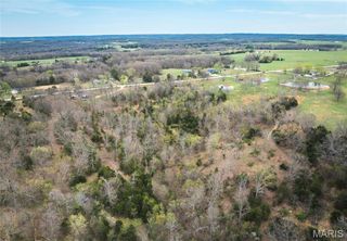 273 Highway 42, Iberia, MO 65459