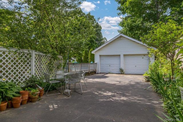 9 W 14th Street, Huntington Station, NY 11746