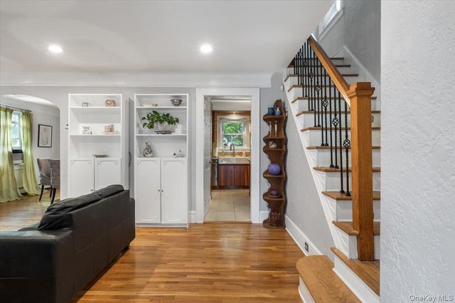 9 W 14th Street, Huntington Station, NY 11746