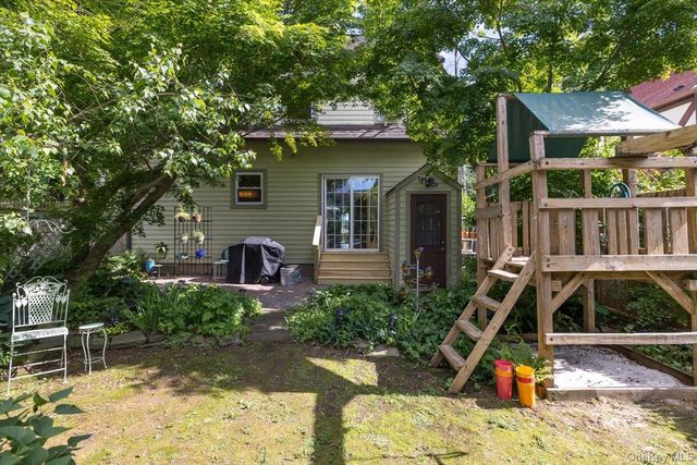 9 W 14th Street, Huntington Station, NY 11746