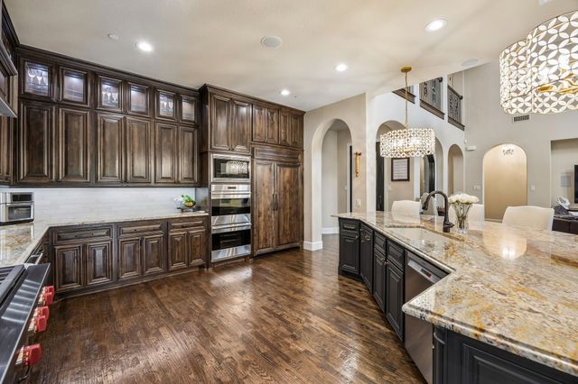 1005 Berkshire Road, Southlake, TX 76092