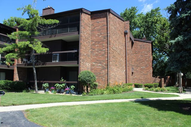 14500 LINDER Court PH1, Oak Forest, IL 60452