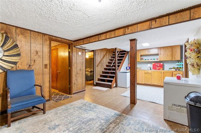 8611 Burdette Drive, Charlestown, IN 47111