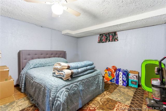 8611 Burdette Drive, Charlestown, IN 47111