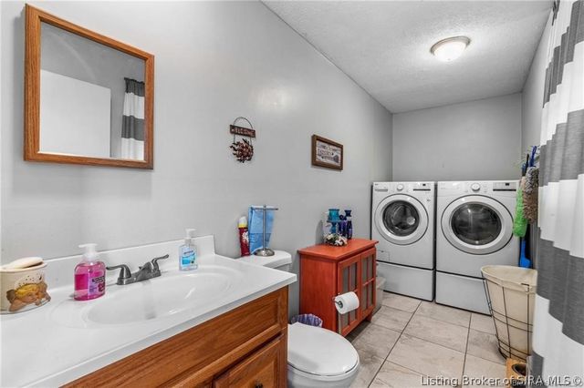 8611 Burdette Drive, Charlestown, IN 47111
