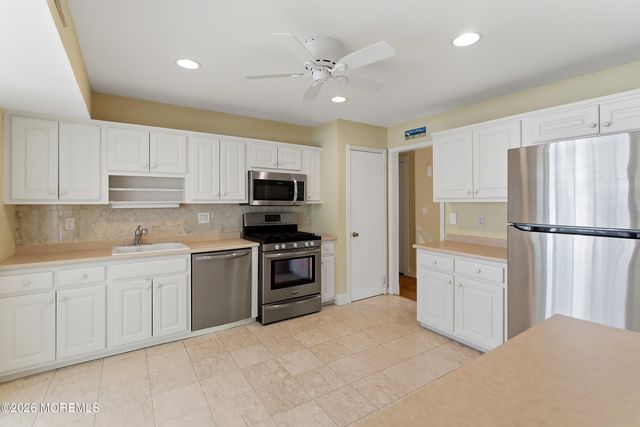 1109 Hope Road, Tinton Falls, NJ 07712