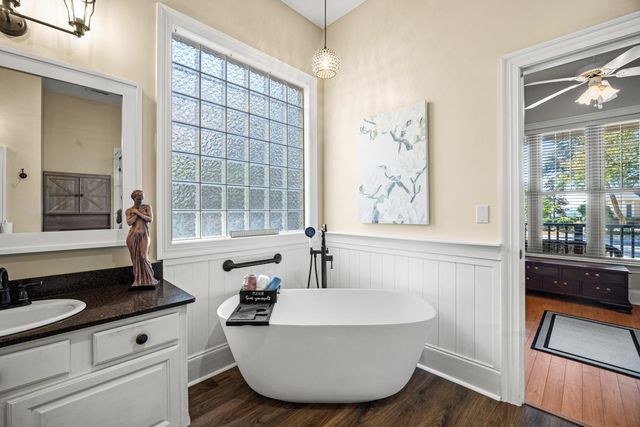 4827 Bucks Bluff Dr., North Myrtle Beach, SC 29582