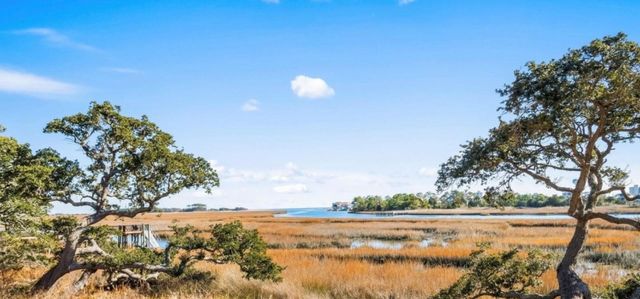 4827 Bucks Bluff Dr., North Myrtle Beach, SC 29582