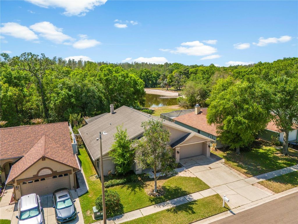 Image 55 of property listing at 9503 PEBBLE GLEN AVENUE, Tampa, FL 33647