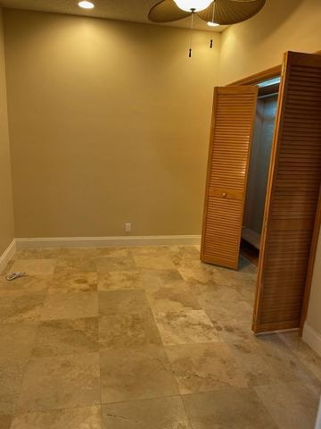 6675 NW 25th Way, Boca Raton, FL 33496