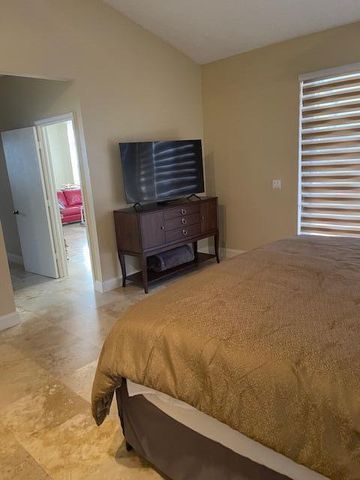 6675 NW 25th Way, Boca Raton, FL 33496