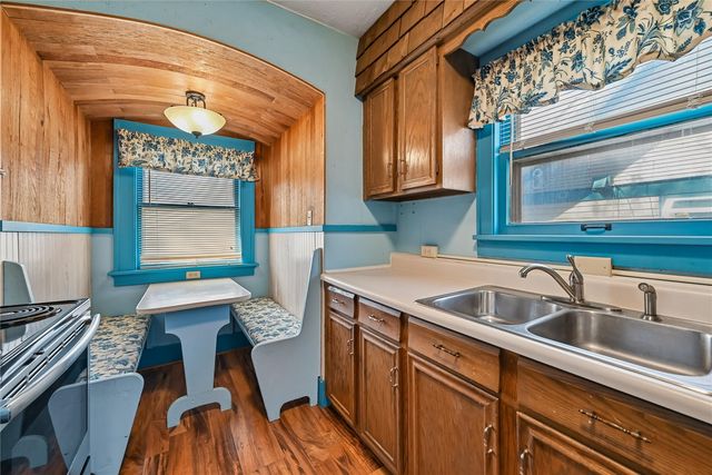 2039 Park Avenue SE, Cedar Rapids, IA 52403