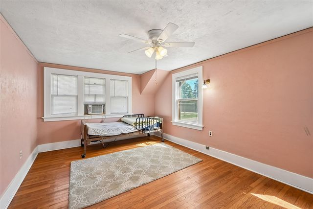 2039 Park Avenue SE, Cedar Rapids, IA 52403