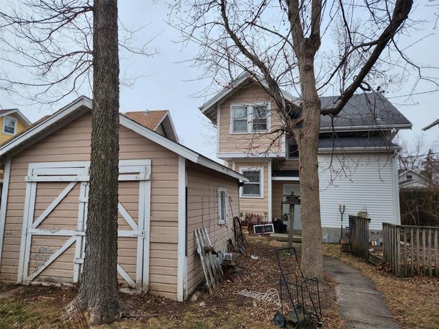 2039 Park Avenue SE, Cedar Rapids, IA 52403
