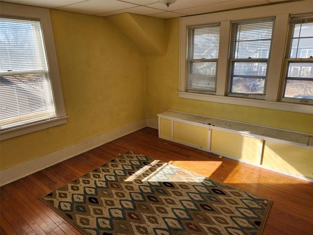 2039 Park Avenue SE, Cedar Rapids, IA 52403