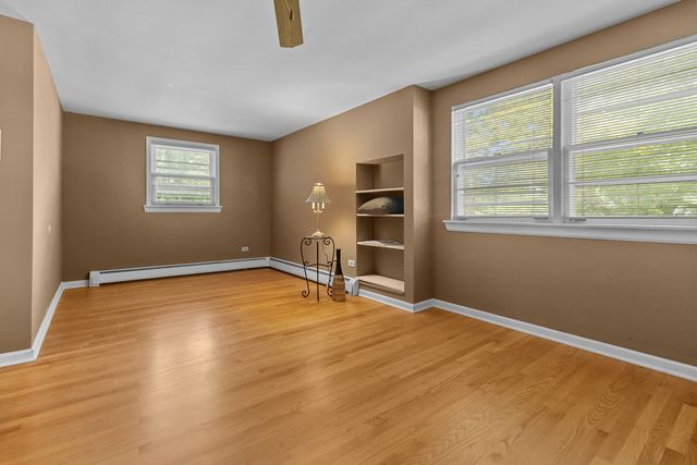 1501 20th Street, Zion, IL 60099