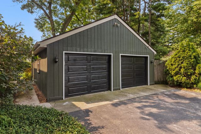 1501 20th Street, Zion, IL 60099