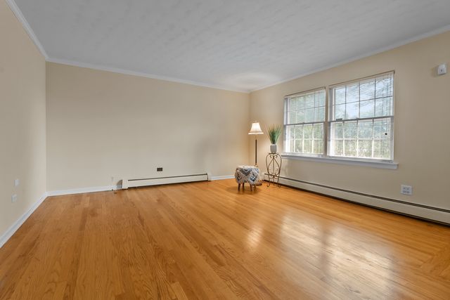 1501 20th Street, Zion, IL 60099