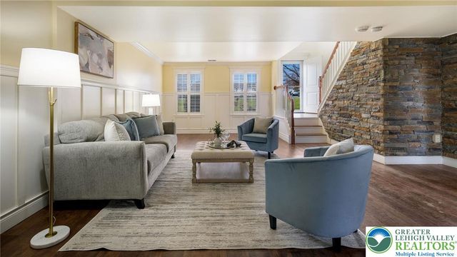 9032 Claussville Road, Weisenberg Twp, PA 18051