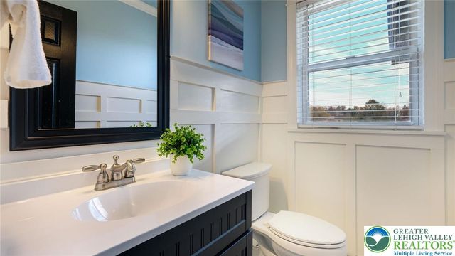 9032 Claussville Road, Weisenberg Twp, PA 18051