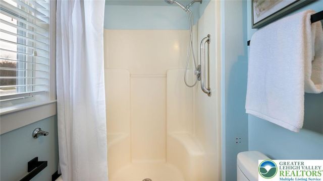 9032 Claussville Road, Weisenberg Twp, PA 18051