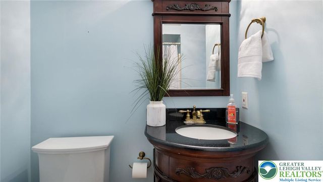 9032 Claussville Road, Weisenberg Twp, PA 18051