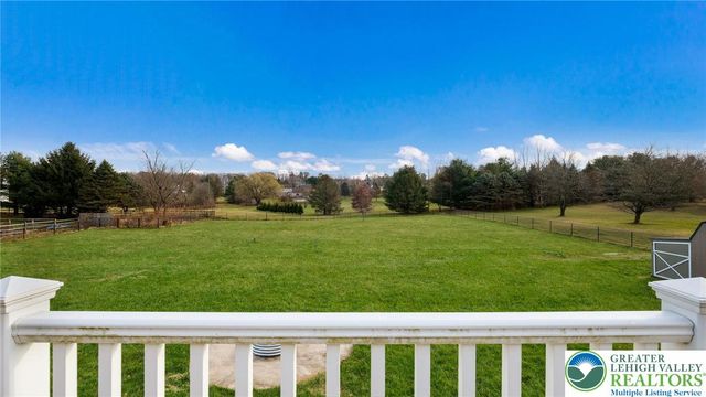 9032 Claussville Road, Weisenberg Twp, PA 18051