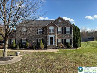 9032 Claussville Road, Weisenberg Twp, PA 18051