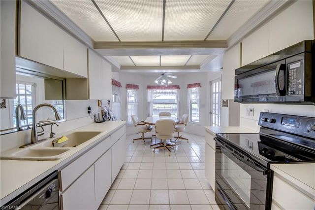 4327 SW 2nd AVE, Cape Coral, FL 33914