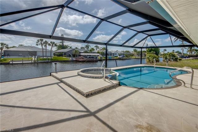 4327 SW 2nd AVE, Cape Coral, FL 33914