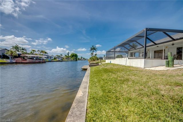4327 SW 2nd AVE, Cape Coral, FL 33914