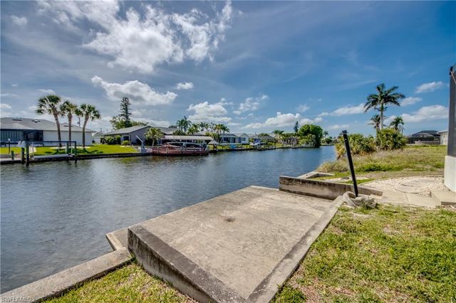 4327 SW 2nd AVE, Cape Coral, FL 33914