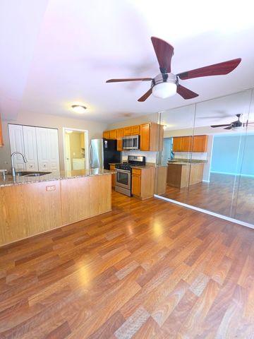 407 Spaulding Road 407, Bartlett, IL 60103