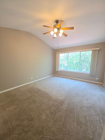 407 Spaulding Road 407, Bartlett, IL 60103