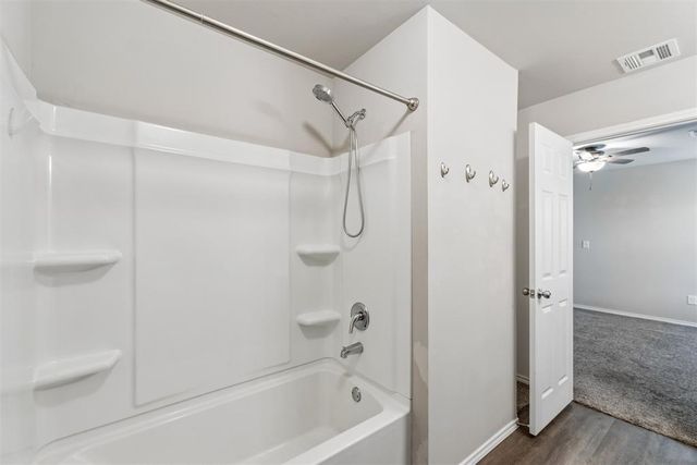 11701 Casey Drive, Yukon, OK 73099
