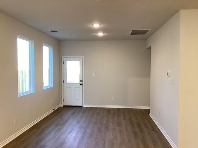 129 Clover BND, Liberty Hill, TX 78642