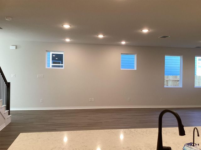 129 Clover BND, Liberty Hill, TX 78642